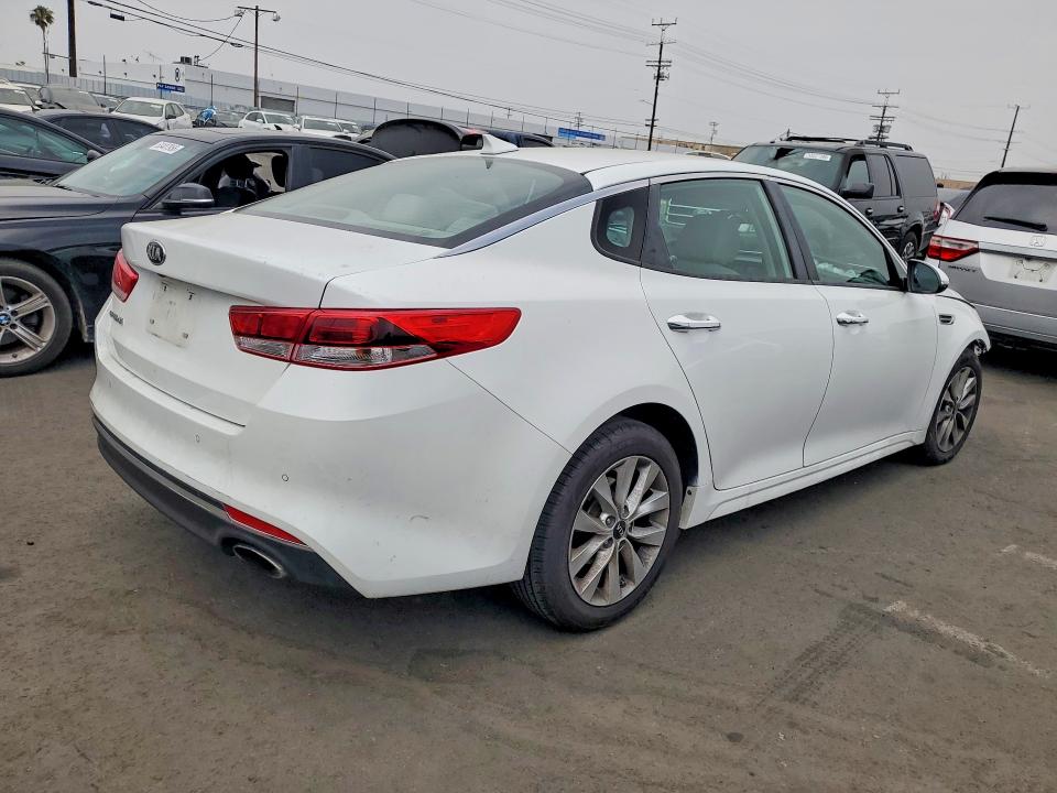 53100536 :رقم المزاد ، 5XXGT4L36JG269283 vin ، 2018 Kia Optima مزاد بيع