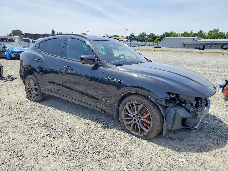 Продажа на аукционе авто 2018 Maserati Levante, vin: ZN661YUS4JX301346, номер лота: 46691386