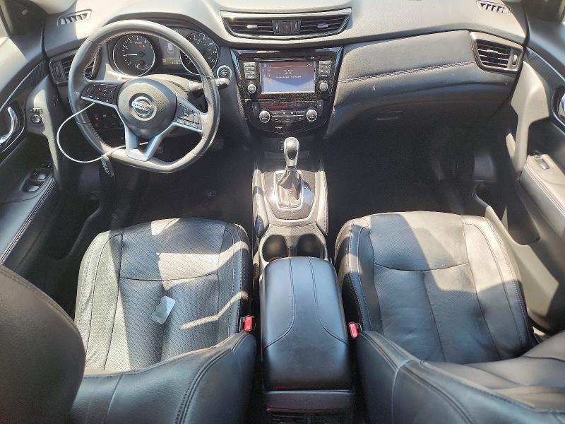 52819556 :رقم المزاد ، 5N1AT2MV6HC781562 vin ، 2017 Nissan Rogue مزاد بيع