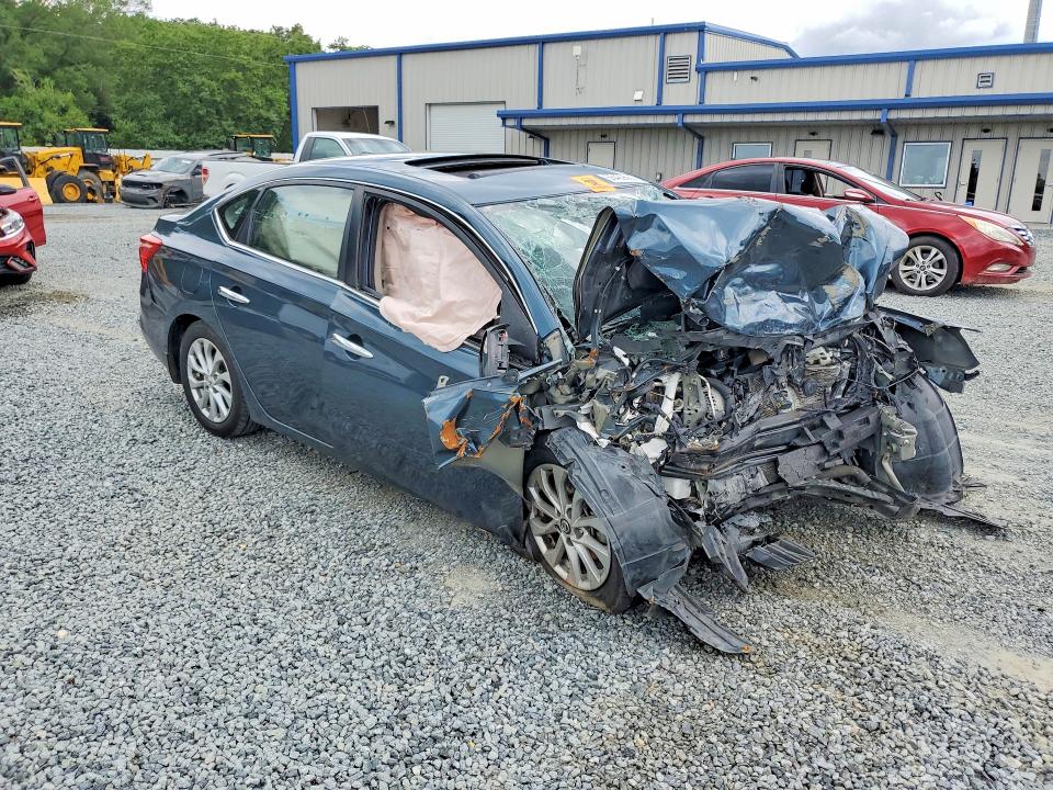 2016 Nissan Sentra მანქანა იყიდება აუქციონზე, vin: 3N1AB7AP7GY258246, აუქციონის ნომერი: 55429686