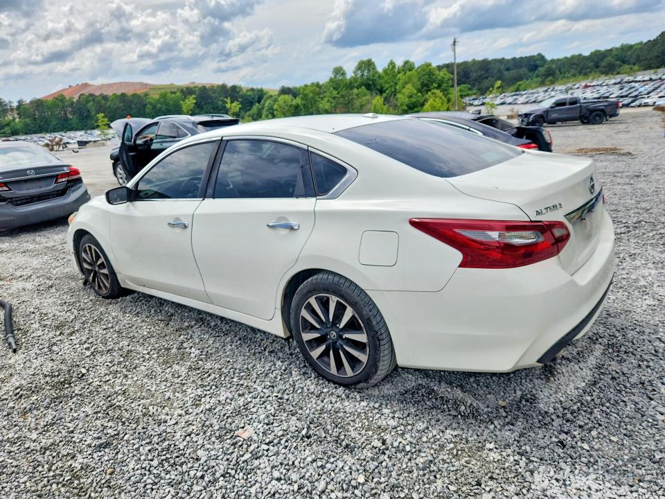 54673456 :رقم المزاد ، 1N4AL3AP6JC216580 vin ، 2018 Nissan Altima مزاد بيع