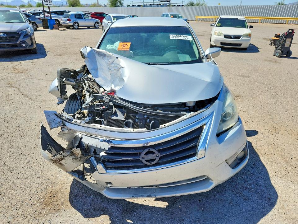 2015 Nissan Altima მანქანა იყიდება აუქციონზე, vin: 1N4AL3AP9FC105917, აუქციონის ნომერი: 54859286