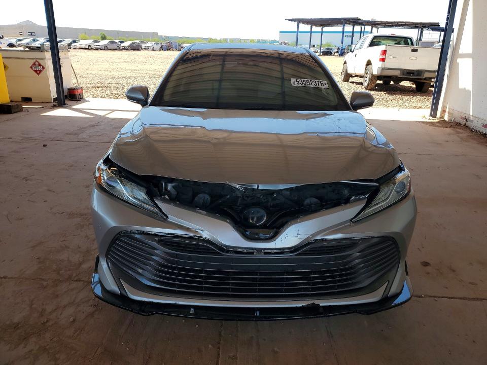 2018 Toyota Camry Hybrid მანქანა იყიდება აუქციონზე, vin: 4T1B21HK9JU504423, აუქციონის ნომერი: 53592376