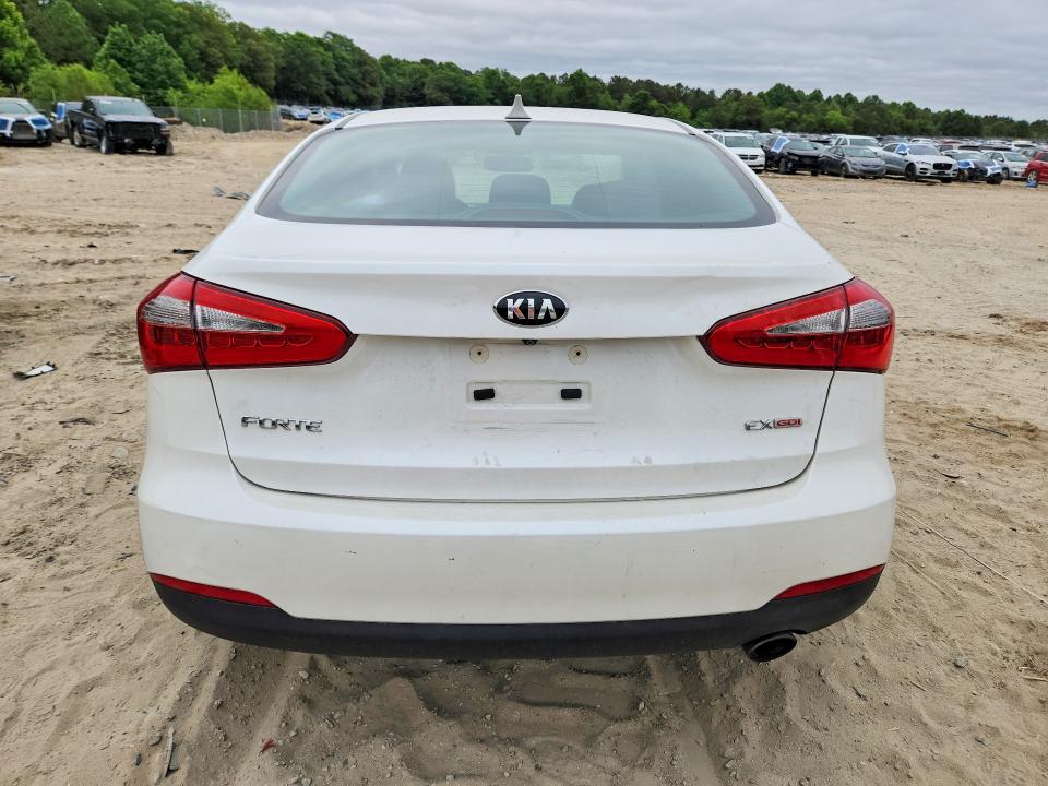2016 Kia Forte მანქანა იყიდება აუქციონზე, vin: KNAFZ4A86G5571417, აუქციონის ნომერი: 54216246