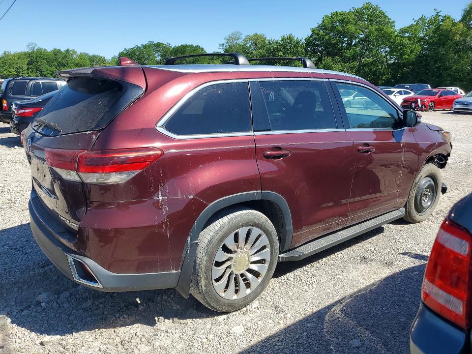 53310456 :رقم المزاد ، 5TDDZRFH9JS894765 vin ، 2018 Toyota Highlander مزاد بيع