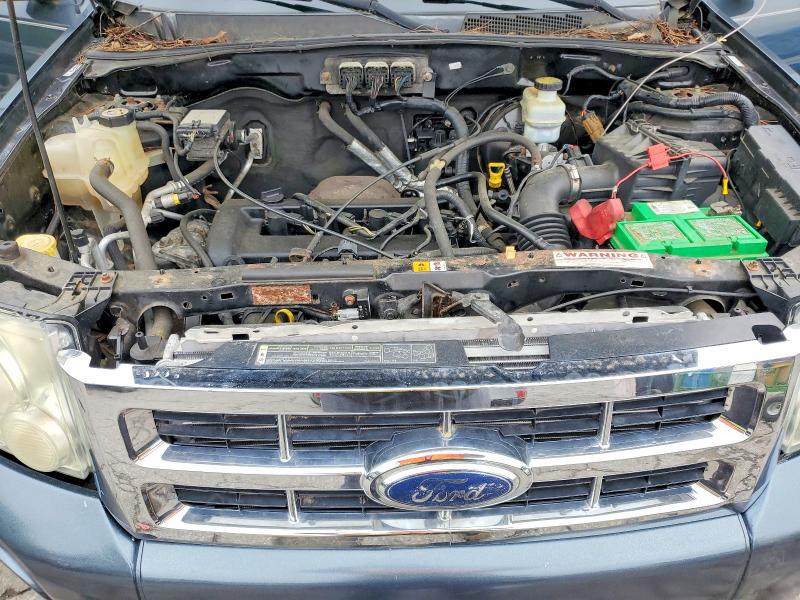 52587996 :رقم المزاد ، 1FMCU93Z68KD14912 vin ، 2008 Ford Escape مزاد بيع