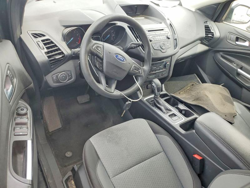 52378066 :رقم المزاد ، 1FMCU0GD0JUD48140 vin ، 2018 Ford Escape مزاد بيع