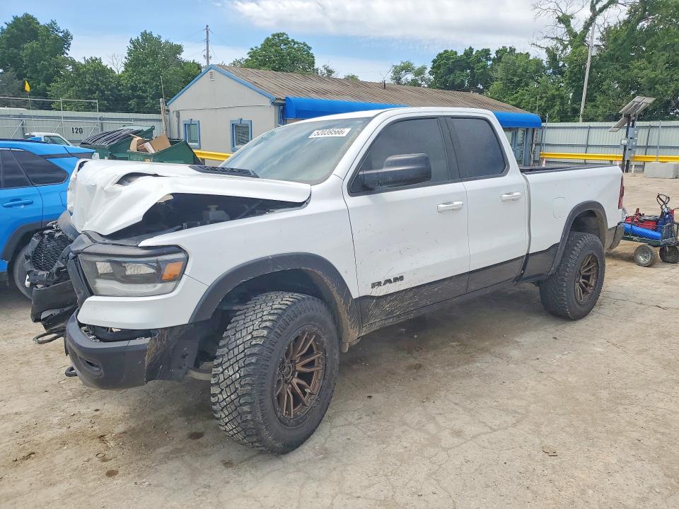 52039566 :رقم المزاد ، 1C6SRFET1KN826356 vin ، 2019 Ram 1500 مزاد بيع