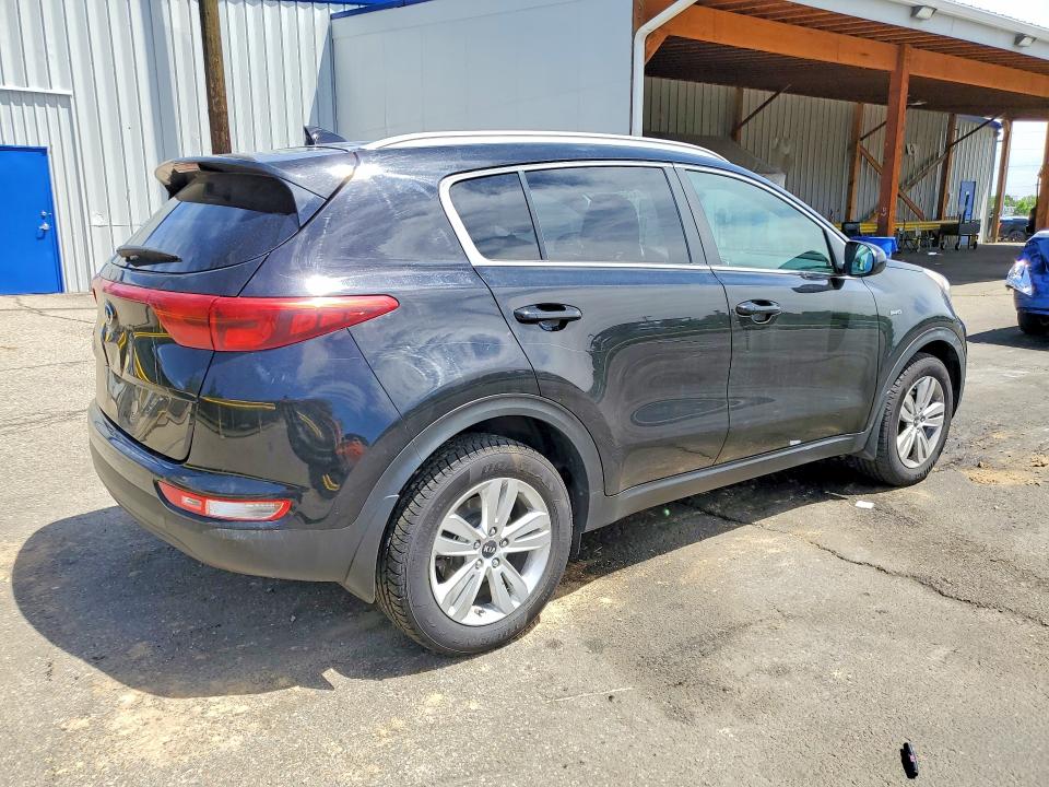 2017 Kia Sportage მანქანა იყიდება აუქციონზე, vin: KNDPMCAC8H7116692, აუქციონის ნომერი: 53565686