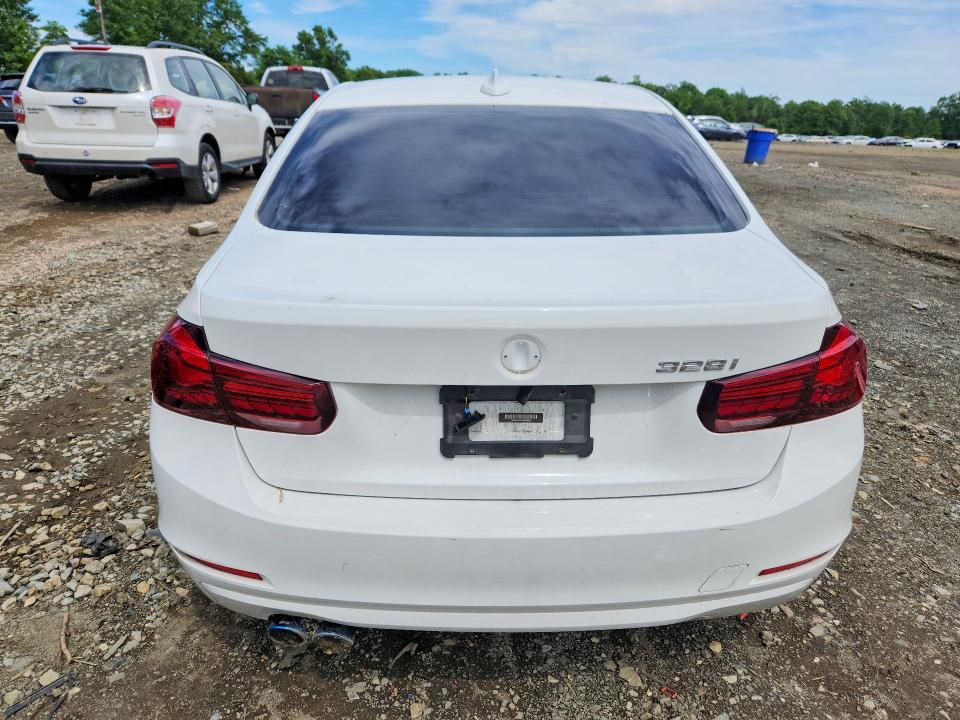 2015 Bmw 328 მანქანა იყიდება აუქციონზე, vin: WBA3A5C50FP604806, აუქციონის ნომერი: 54854536