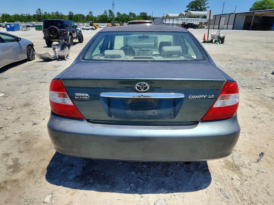 53741076 :رقم المزاد ، 4T1BE32K43U682786 vin ، 2003 Toyota Camry مزاد بيع