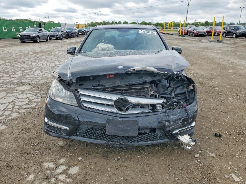 Продажа на аукционе авто 2013 Mercedes-benz C, vin: WDDGF4HBXDF973776, номер лота: 51033656