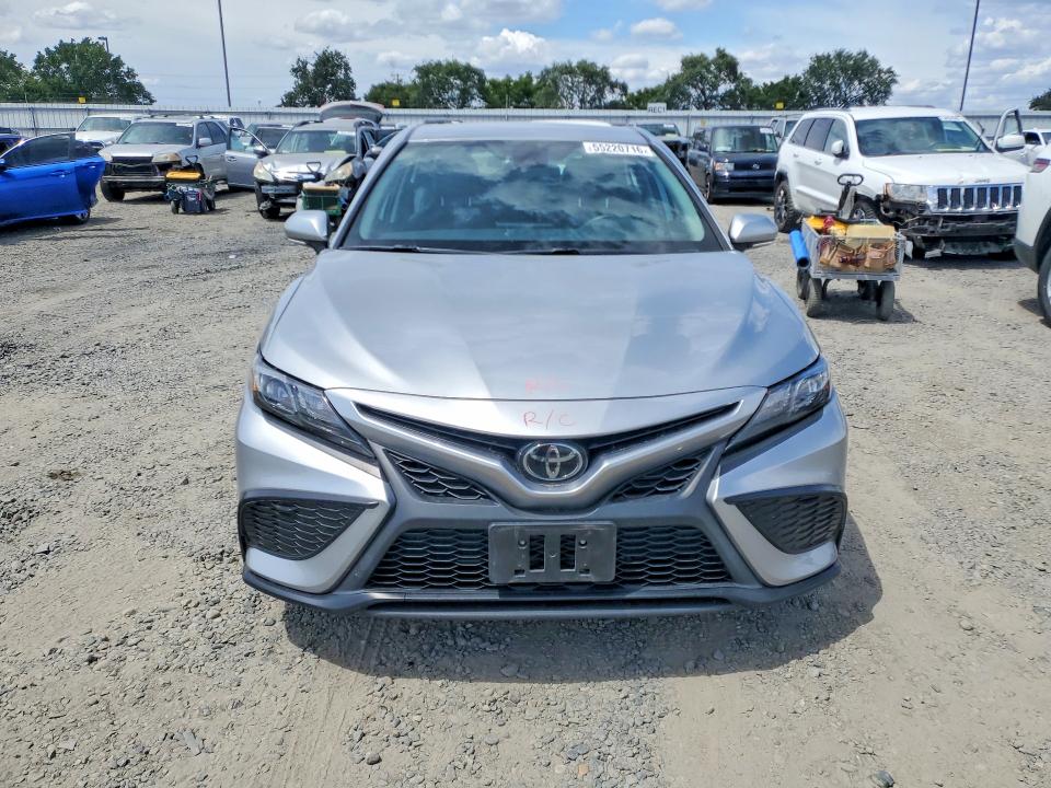 Auction sale of the 2023 Toyota Camry, vin: 4T1G11AK7PU775864, lot number: 55220716