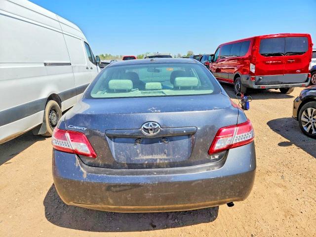 2011 Toyota Camry მანქანა იყიდება აუქციონზე, vin: 4T1BF3EK6BU687365, აუქციონის ნომერი: 53799746