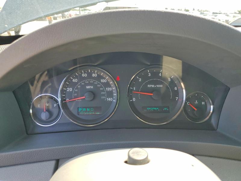 2005 Jeep Grand Cherokee მანქანა იყიდება აუქციონზე, vin: 1J4HR58265C688985, აუქციონის ნომერი: 52349316
