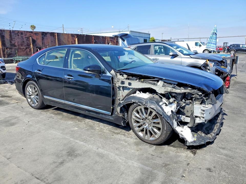 52404086 :رقم المزاد ، JTHBL5EF9H5145089 vin ، 2017 Lexus Ls460 مزاد بيع