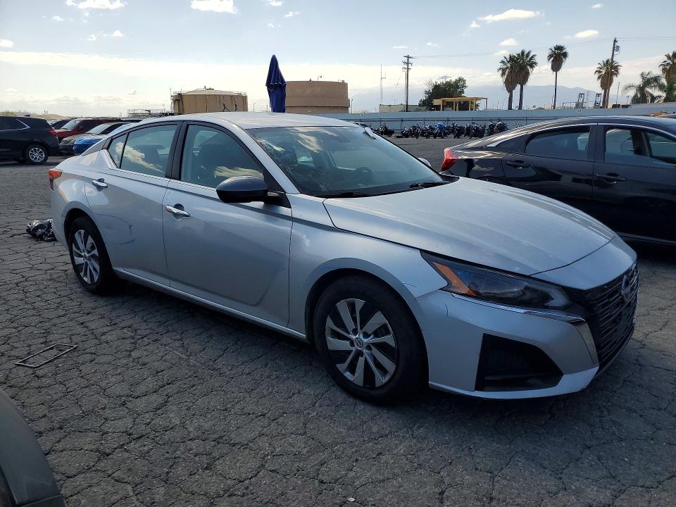 55084096 :رقم المزاد ، 1N4BL4BV2PN341810 vin ، 2023 Nissan Altima مزاد بيع