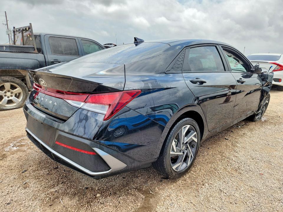 2025 Hyundai Elantra მანქანა იყიდება აუქციონზე, vin: KMHLM4DG1SU056858, აუქციონის ნომერი: 53729276