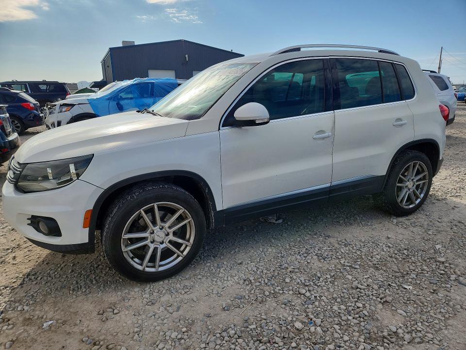 53459626 :رقم المزاد ، WVGAV3AXXDW560464 vin ، 2013 Volkswagen Tiguan مزاد بيع