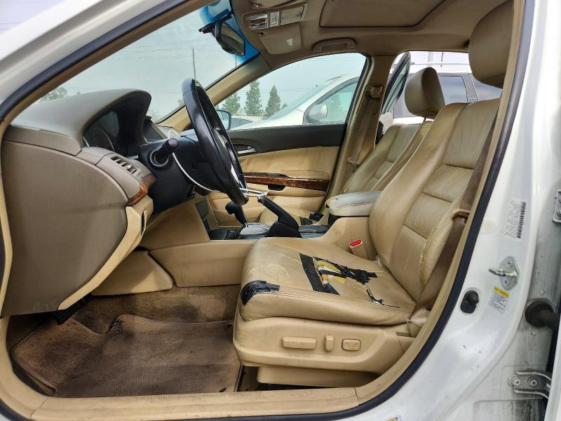 54524826 :رقم المزاد ، JHMCP26828C075700 vin ، 2008 Honda Accord مزاد بيع