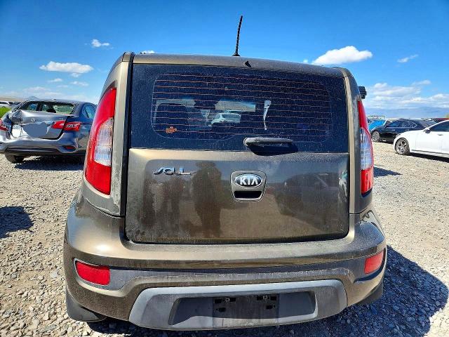 54721826 :رقم المزاد ، KNDJT2A56D7542315 vin ، 2013 Kia Soul مزاد بيع