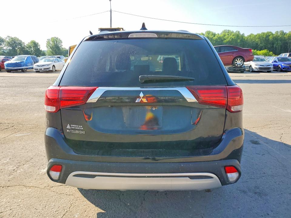 Продаж на аукціоні авто 2019 Mitsubishi Outlander, vin: JA4AD3A30KZ042888, номер лоту: 53789926
