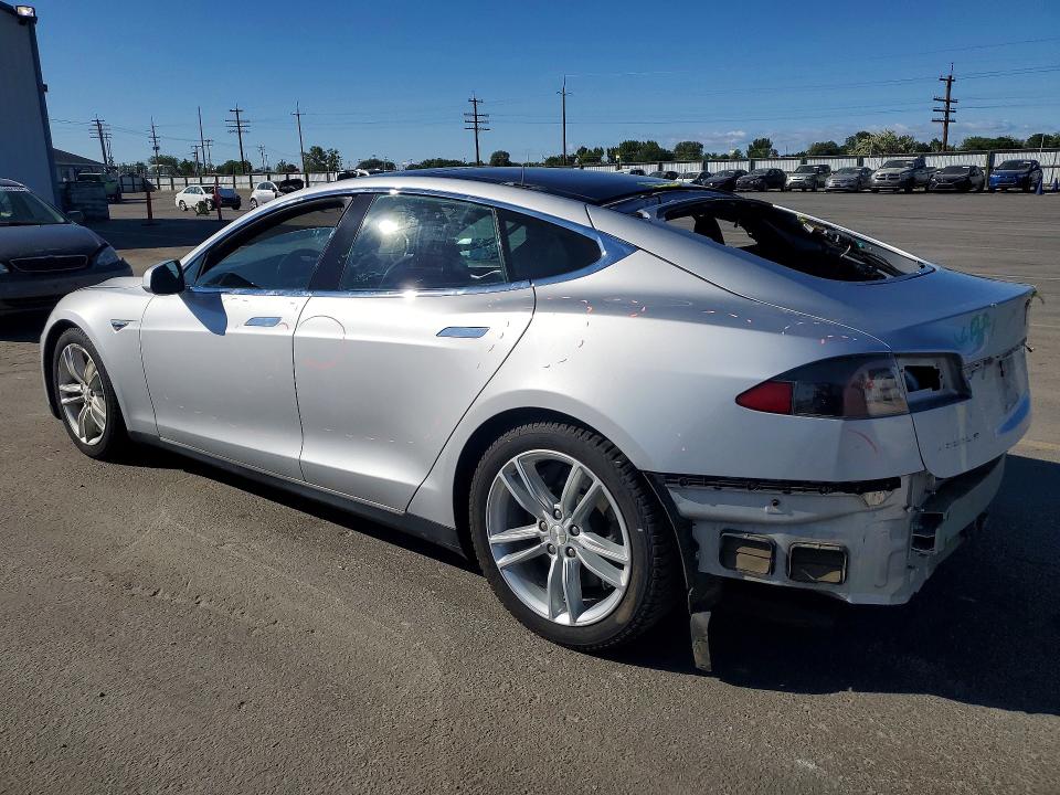 Продажа на аукционе авто 2016 Tesla Model S, vin: 5YJSA1E24GF123723, номер лота: 50884866