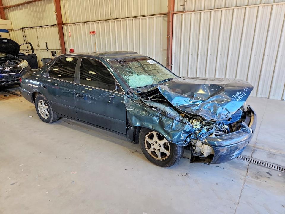 53935506 :رقم المزاد ، 4T1BG28K9WU235175 vin ، 1998 Toyota Camry مزاد بيع