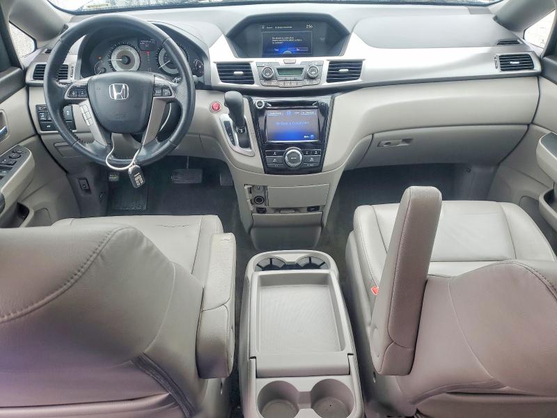 52720156 :رقم المزاد ، 5FNRL5H60GB132322 vin ، 2016 Honda Odyssey مزاد بيع