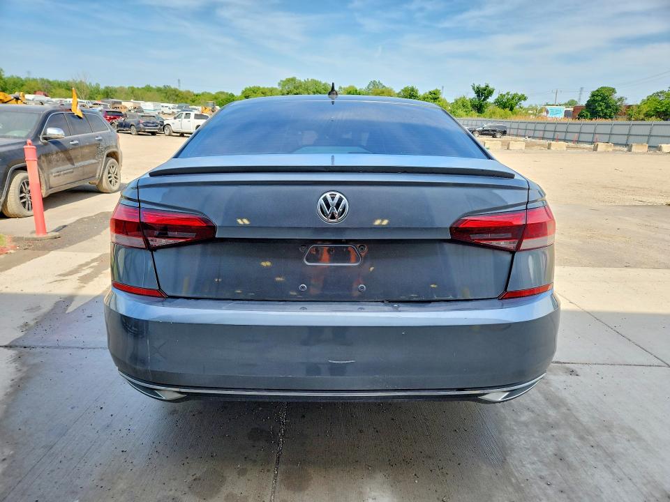 2021 Volkswagen Passat მანქანა იყიდება აუქციონზე, vin: 1VWSA7A3XMC013492, აუქციონის ნომერი: 55203716