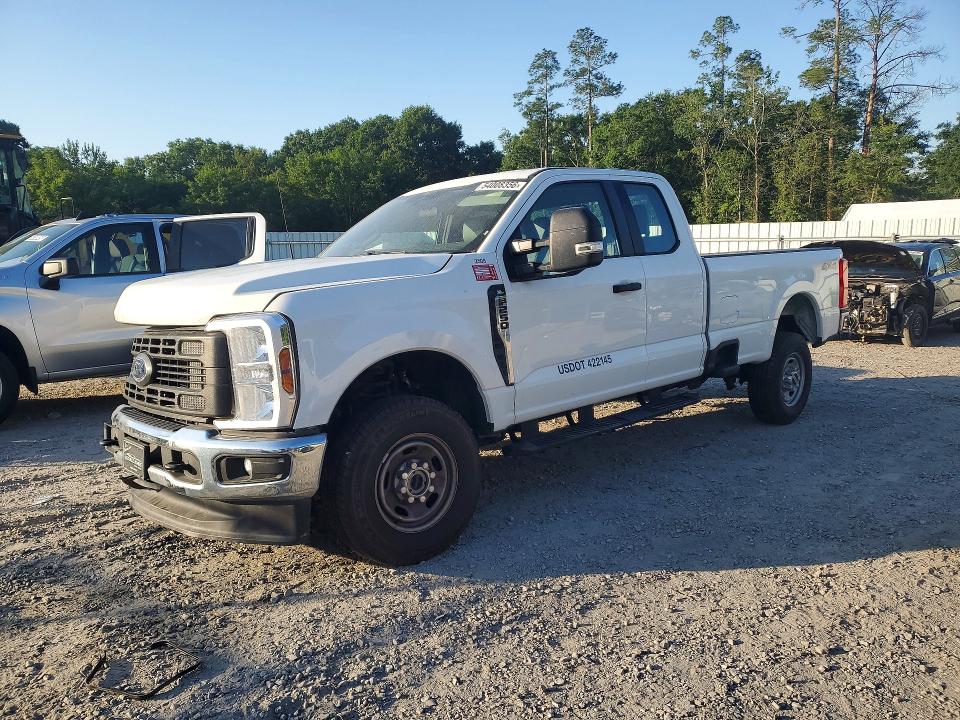 54008356 :رقم المزاد ، 1FT7X2BA1SEC87320 vin ، 2025 Ford F250 مزاد بيع