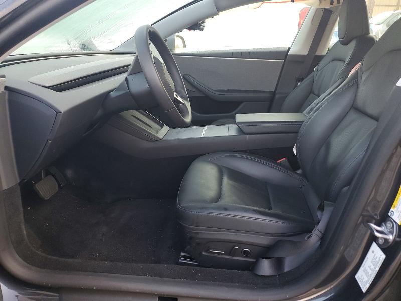 52872396 :رقم المزاد ، 5YJ3E1EA7SF030493 vin ، 2025 Tesla Model 3 مزاد بيع