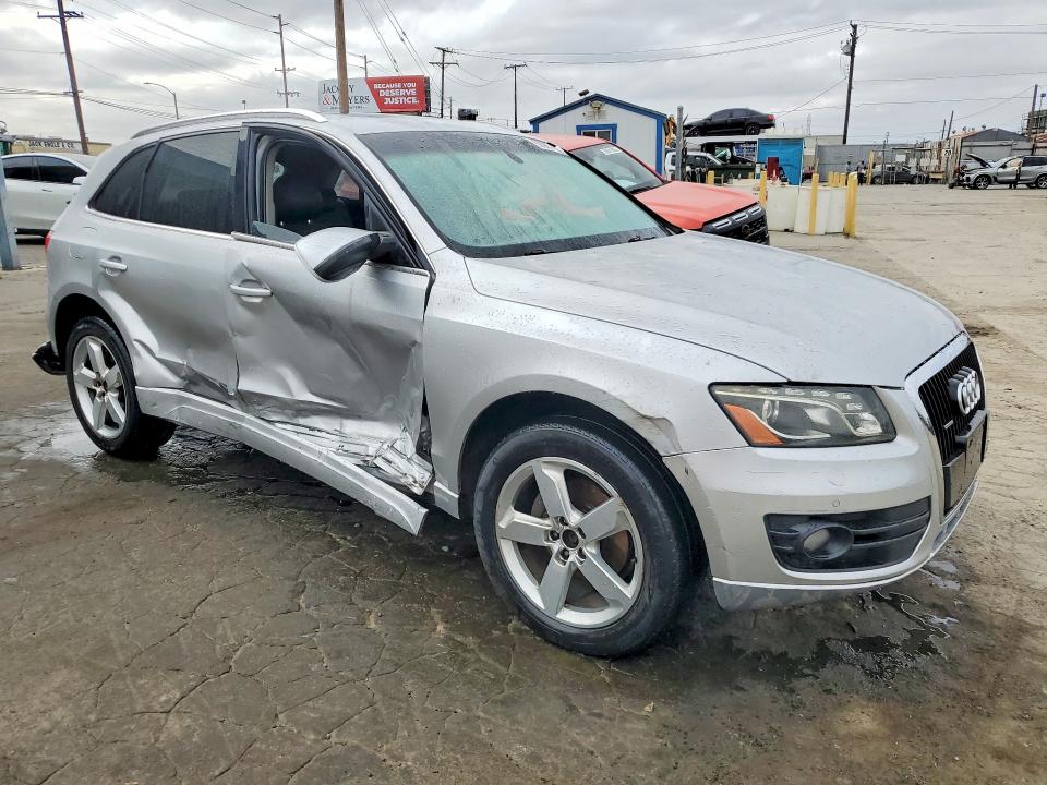 2010 Audi Q5 მანქანა იყიდება აუქციონზე, vin: WA1LKAFP3AA007483, აუქციონის ნომერი: 52967136