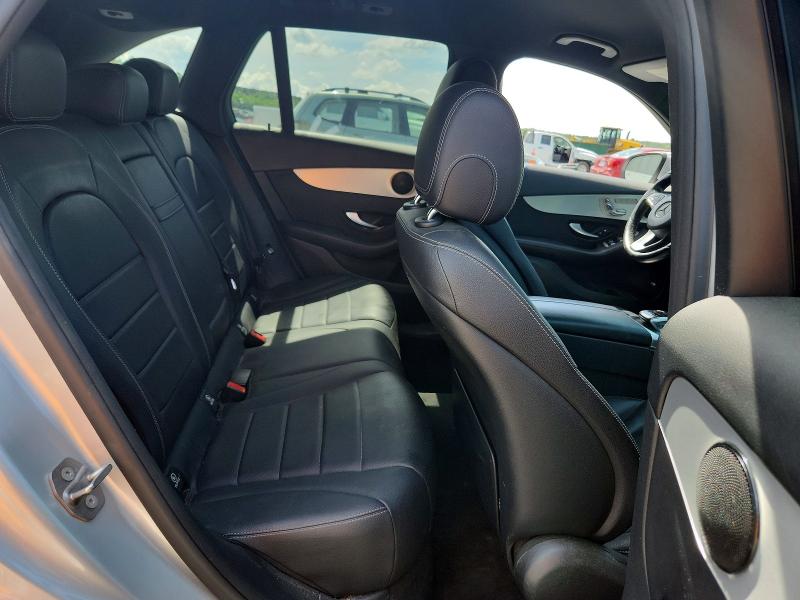 55180116 :رقم المزاد ، WDC0G4KB2HF129054 vin ، 2017 Mercedes-benz Glc مزاد بيع