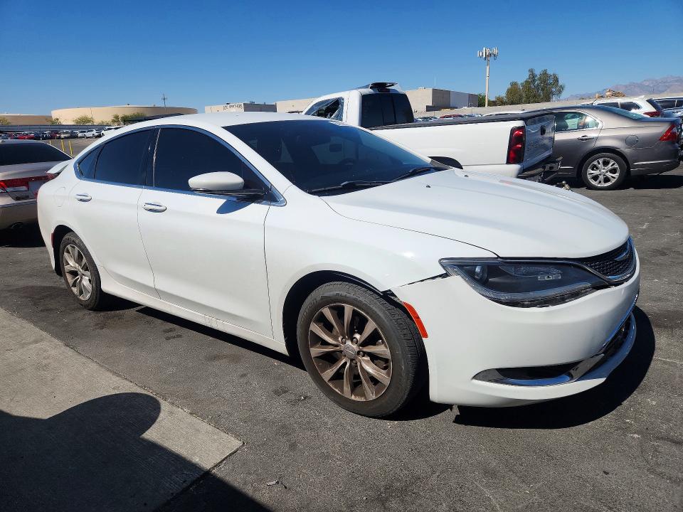 54245576 :رقم المزاد ، 1C3CCCCB5FN525106 vin ، 2015 Chrysler 200 مزاد بيع