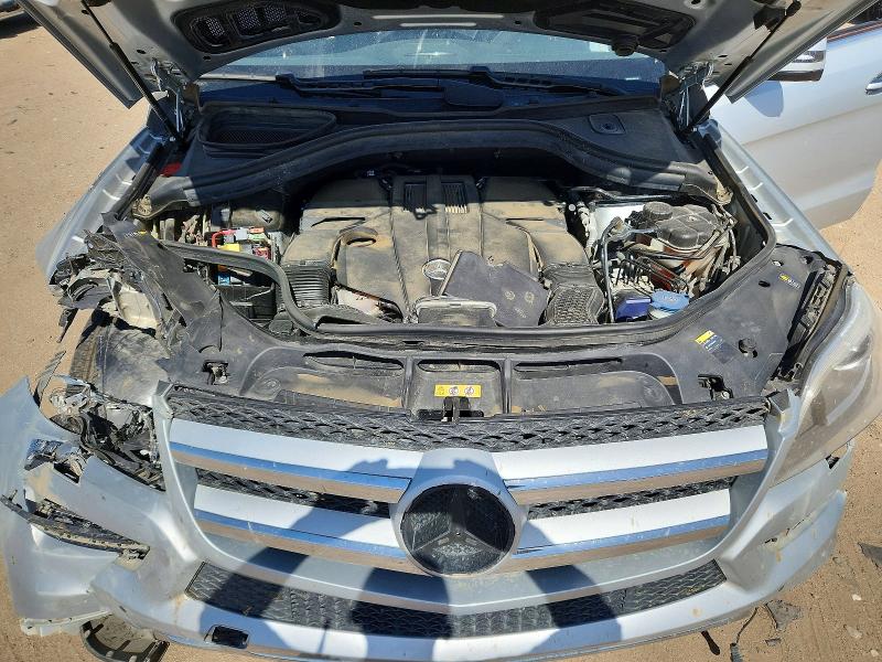 53824546 :رقم المزاد ، 4JGDF6EE7GA699165 vin ، 2016 Mercedes-benz Gl مزاد بيع