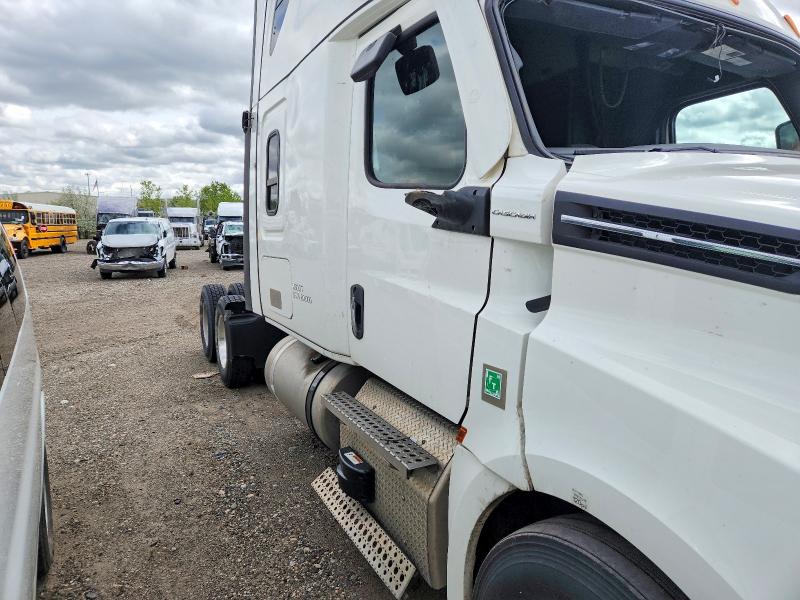 Продаж на аукціоні авто 2022 Freightliner Cascadia 126, vin: 3AKJHHDR6NSNG9521, номер лоту: 54113816