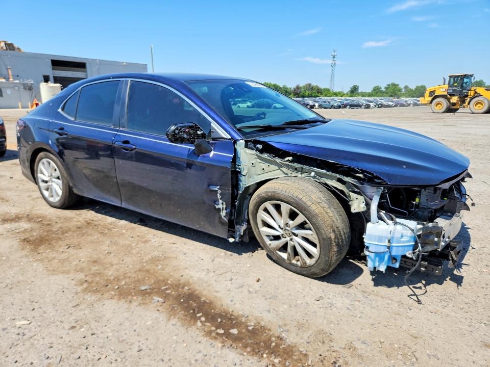 Продажа на аукционе авто 2022 Toyota Camry, vin: 4T1C11AK1NU657644, номер лота: 53646066