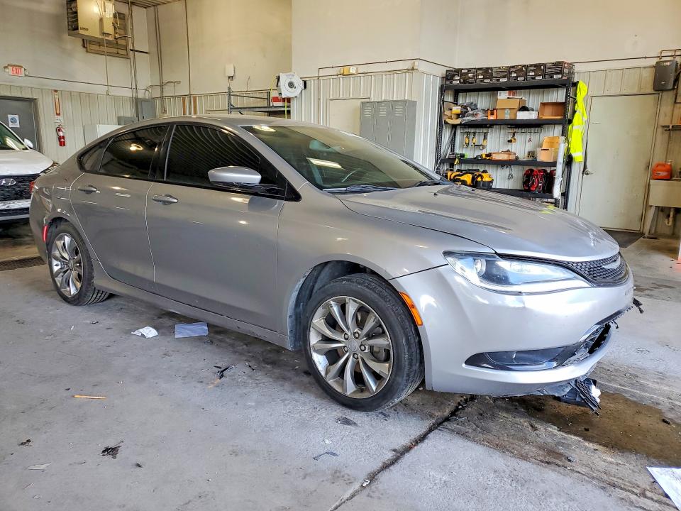 2015 Chrysler 200 მანქანა იყიდება აუქციონზე, vin: 1C3CCCBB9FN585164, აუქციონის ნომერი: 54673336
