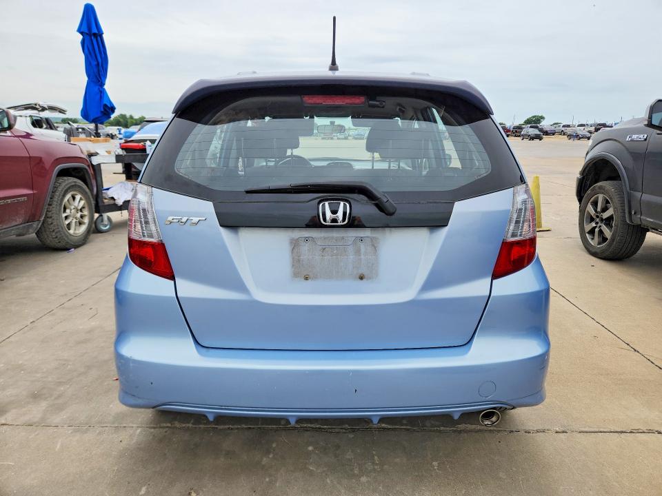52507776 :رقم المزاد ، JHMGE8H48AC037723 vin ، 2010 Honda Fit مزاد بيع