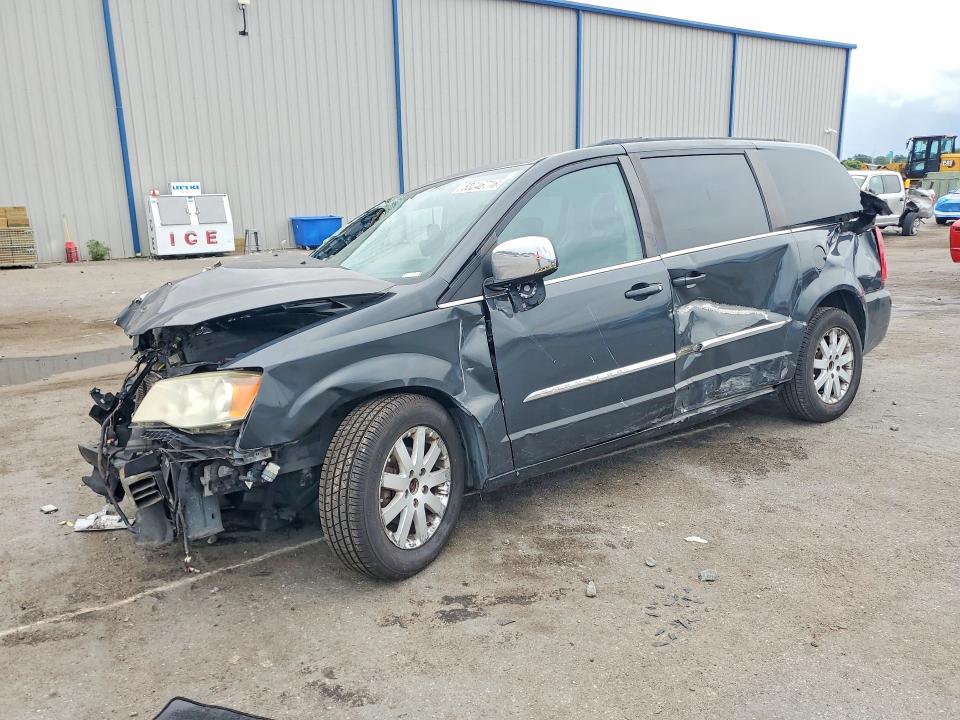 53246716 :رقم المزاد ، 2A4RR8DG7BR716058 vin ، 2011 Chrysler Town & Country مزاد بيع