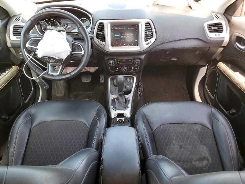 53142116 :رقم المزاد ، 3C4NJDBB9JT116892 vin ، 2018 Jeep Compass مزاد بيع