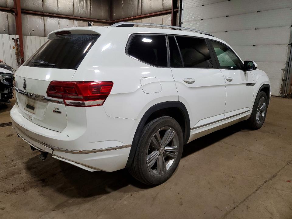 48867046 :رقم المزاد ، 1V2PR2CA1JC576957 vin ، 2018 Volkswagen Atlas مزاد بيع