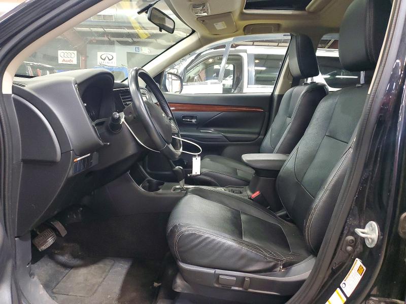 53586396 :رقم المزاد ، JA4AZ3A37FZ002542 vin ، 2015 Mitsubishi Outlander مزاد بيع