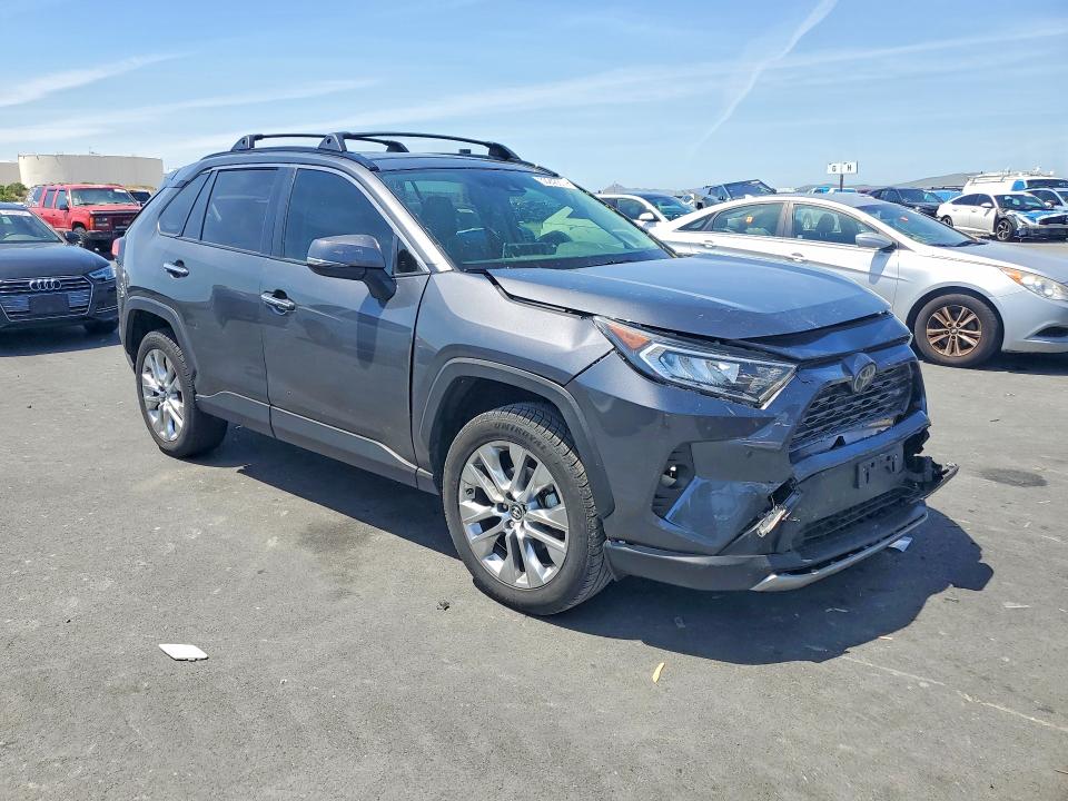 Продажа на аукционе авто 2019 Toyota Rav4, vin: JTMN1RFV6KD022509, номер лота: 53243316