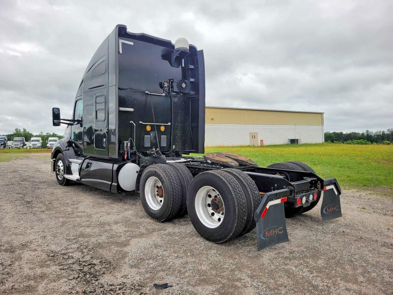 55346666 :رقم المزاد ، 1XKYDP9XXGJ483036 vin ، 2016 Kenworth Construction مزاد بيع