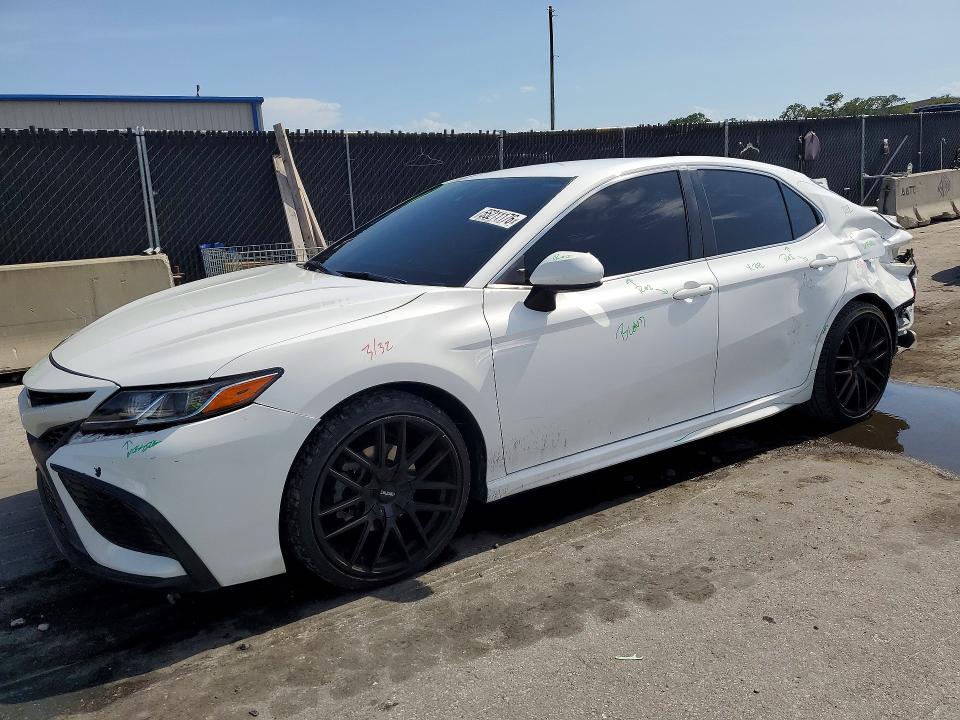Aukcja sprzedaży 2021 Toyota Camry, vin: 4T1G11AK2MU563143, numer aukcji: 55211176