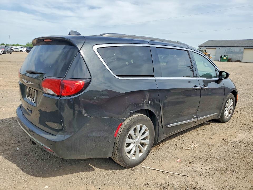 2017 Chrysler Pacifica მანქანა იყიდება აუქციონზე, vin: 2C4RC1BG1HR832401, აუქციონის ნომერი: 54488786