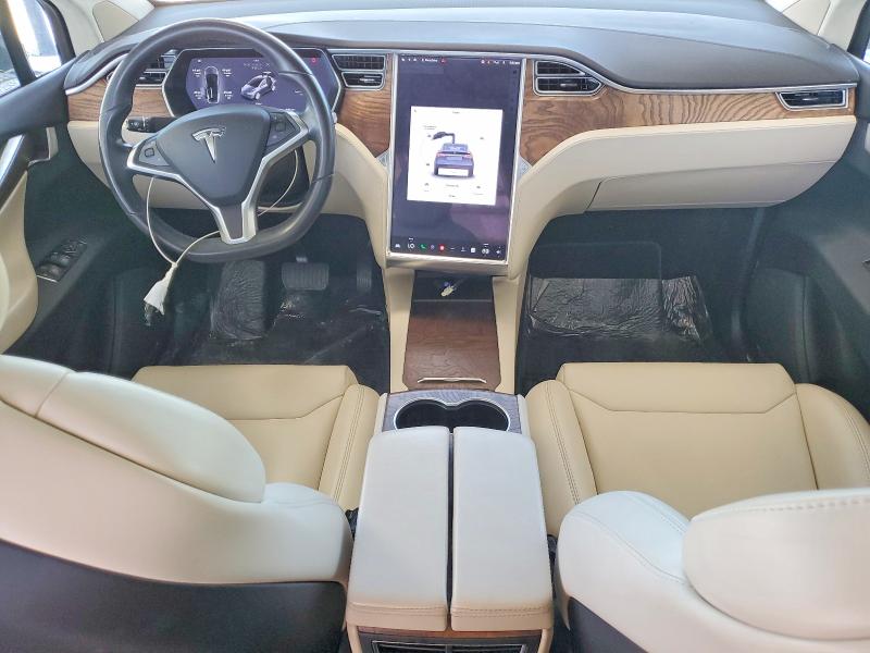 Продаж на аукціоні авто 2017 Tesla Model X, vin: 5YJXCDE27HF067005, номер лоту: 53408636