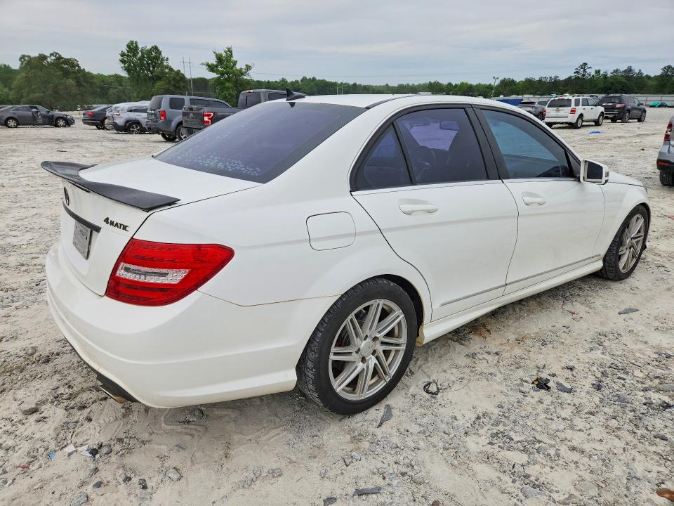 Продажа на аукционе авто 2013 Mercedes-benz C, vin: WDDGF8AB4DR251431, номер лота: 51900966